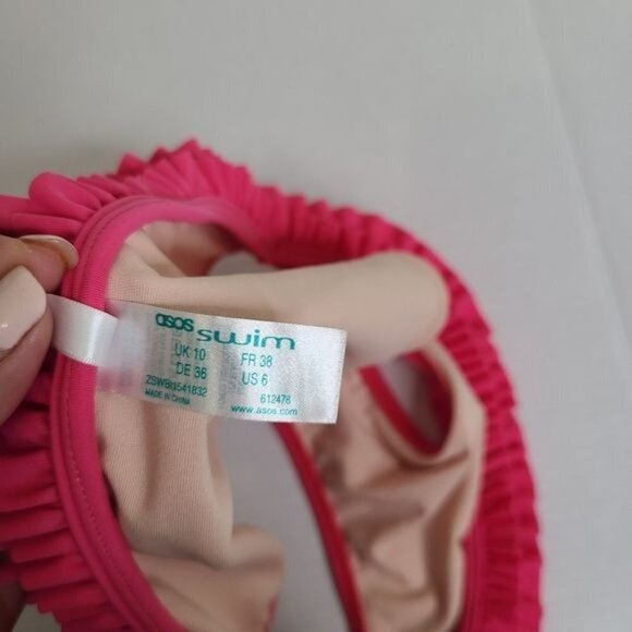 NWOT ASOS Ruffled Bikini Set - Picture 6 of 7